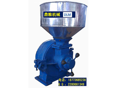 30型磨片式粉碎機、磨粉機磨粉機，磨片式，產(chǎn)量達1000公斤時,粗細可調(diào)